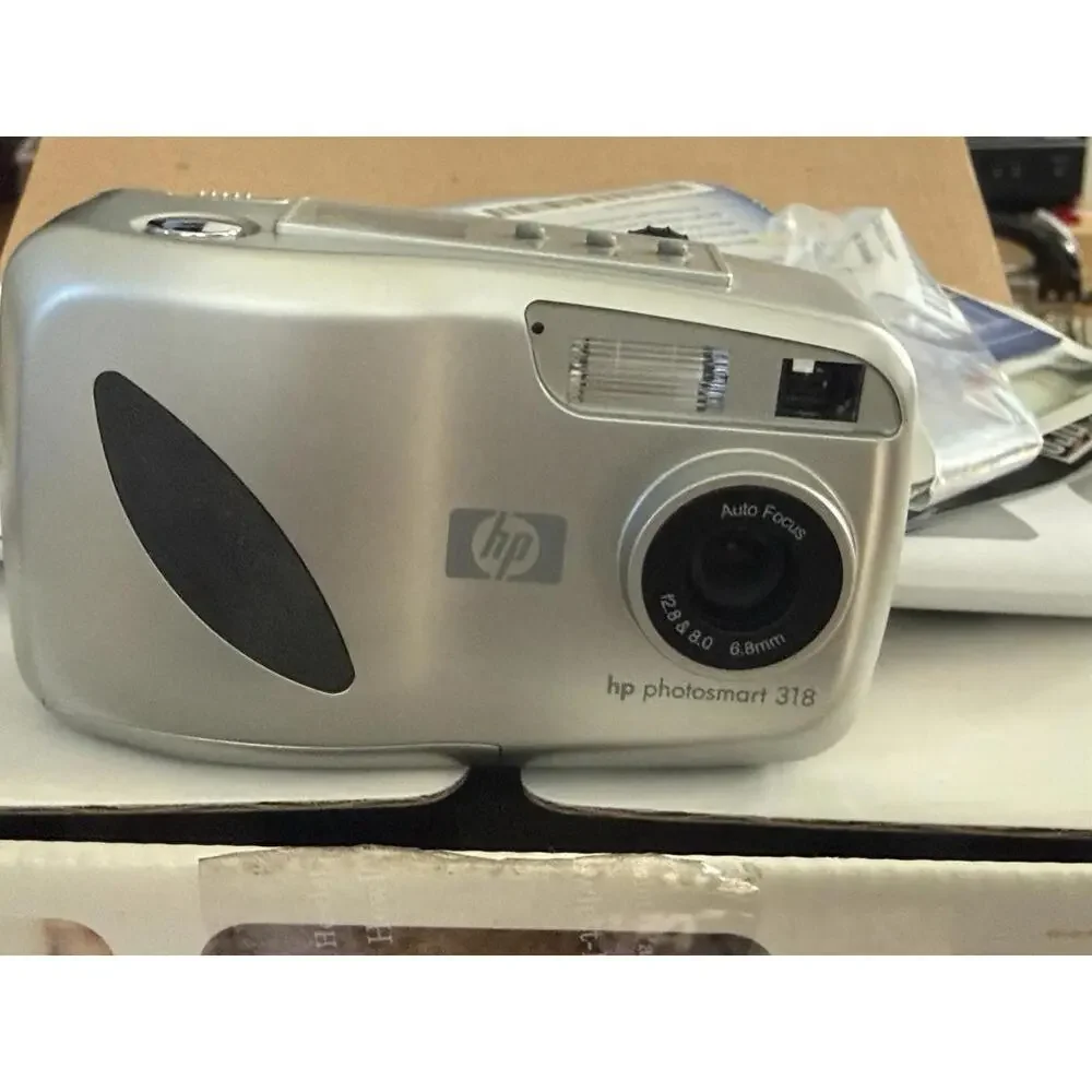 Hp Photosmart 318 Digital Camera Compact Point & Shoot Vintage In The Box